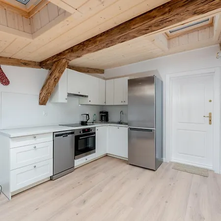 Daire Wielopole Old Town By Bookinghost