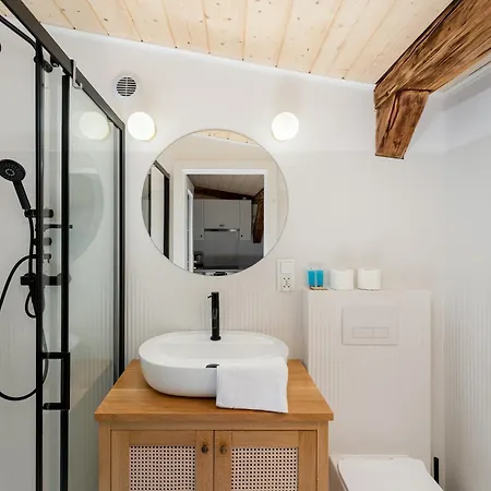 Wielopole Old Town By Bookinghost Lägenhet