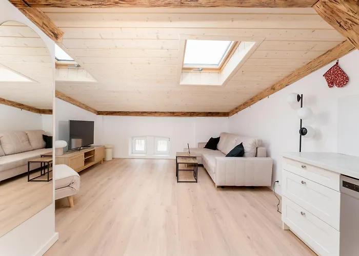 Wielopole Old Town By Bookinghost شقة *